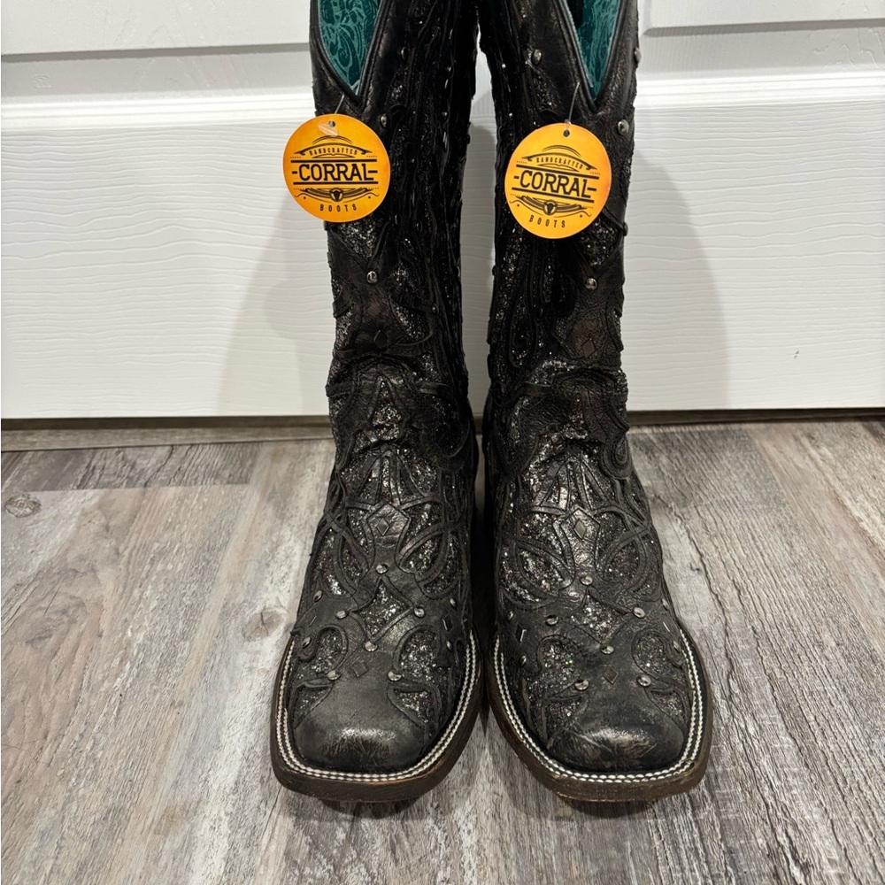 Corral Black and Teal Western Boots
